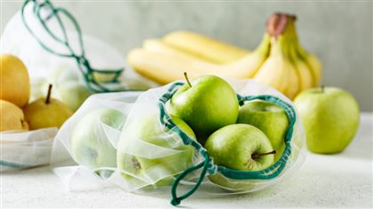 Полезные свойства бананов и яблок сравнила диетолог