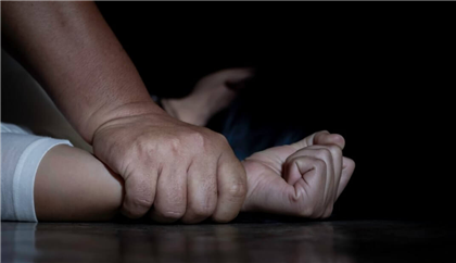 В изнасиловании несовершеннолетних подозревают сотрудника акимата в Костанайской области