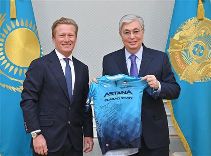 Александр Винокуров рассказал Президенту о последних достижениях Astana Qazaqstan Team