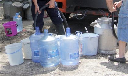 Жителей нефтяного Жанаозена призывают летом запасаться водой