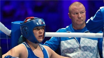 Казахстанская боксерша Дина Жоламан прошла первый круг чемпионата мира