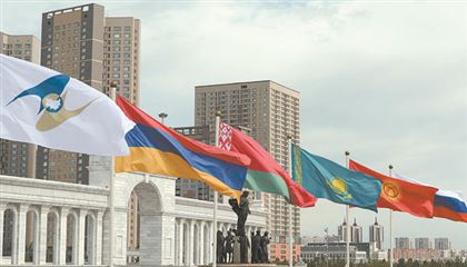 В Казахстане раздаются призывы прекратить членство в ЕАЭС: какие плюсы и минусы есть у этого союза