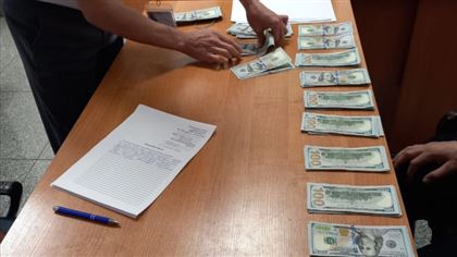 Пассажир пытался вывезти 9 миллионов тенге в Ташкент