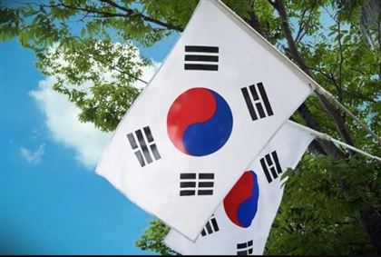 Власти Южной Кореи отменяют карантин для непривитых туристов