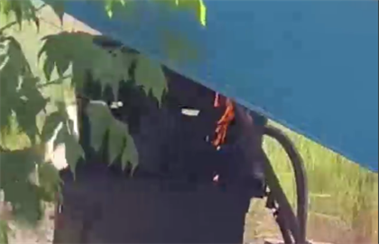 В Актобе загорелась карусель, пока на ней катались люди - видео