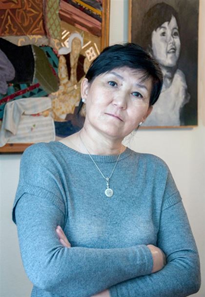 Художница и мультипликатор из Казахстана создаёт свои картины на тыквах 