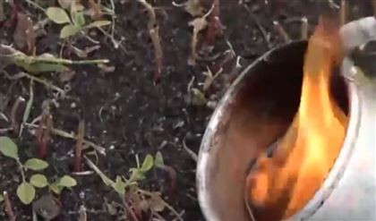 В Петропавловске дачники обнаружили скважину с горящей водой