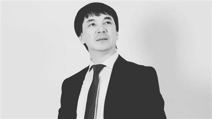 Умер певец и автор известных казахстанских песен Аймурат Мажикбаев