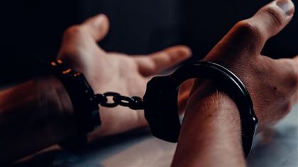 Полицейские Акмолинской области задержали подозреваемого в изнасиловании 12-летней девочки