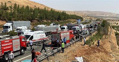 На юге Турции произошло смертельное ДТП, погибли 16 человек