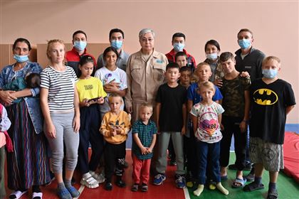 Касым-Жомарт Токаев встретился с пострадавшими от лесных пожаров в Костанайской области