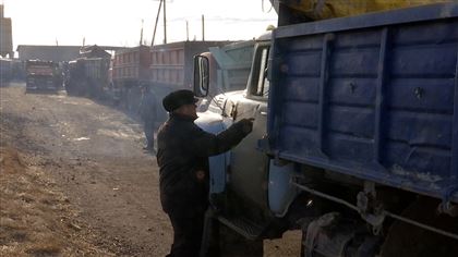 На Севере Казахстана вводят тотальный контроль за вывозом угля в Россию