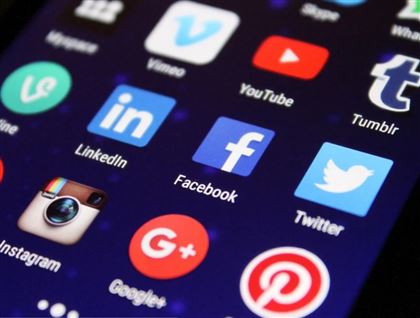 Зависимость от социальных сетей: чем она опасна