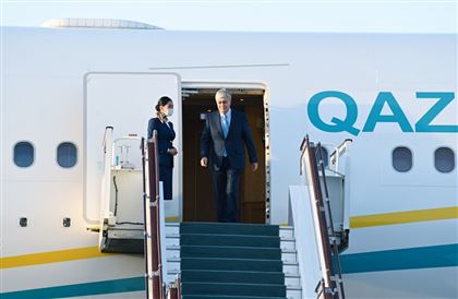 Президент Казахстана прибыл в Самарканд