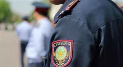 Полицейского задержали в Алматы