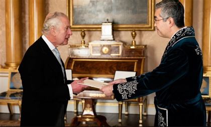 Посол Казахстана вручил верительные грамоты королю Великобритании