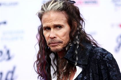 Солиста Aerosmith обвинили в сексуальном насилии над несовершеннолетней