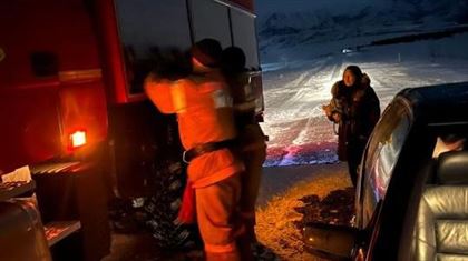 В Туркестанской области за сутки спасли 27 человек из снежного плена