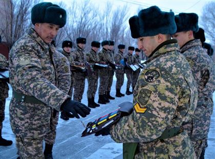 Молодых кадетов бросили на усиление в воинские части по всему Казахстану