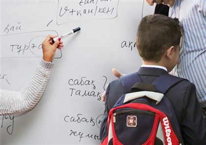 «Итоги будут плачевными»: эксперт о введении экзаменов по казахскому языку в русскоязычных школах