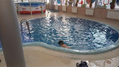 Пятилетний мальчик утонул в детском бассейне в Шымкенте
