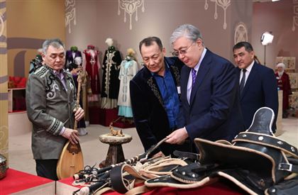 Президент посетил выставку ремесленников в историко-культурном комплексе «Көне Тараз»
