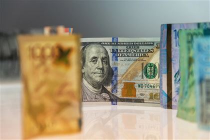 Доллар подешевел в Казахстане