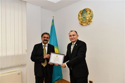В МИД Казахстана приняли Посла Пакистана