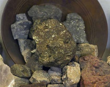 "Черный" старатель пытался утащить 16 кг золотосодержащей руды в Акмолинской области