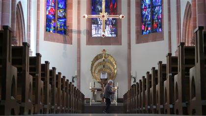 В Германии католическая церковь благословит однополые пары
