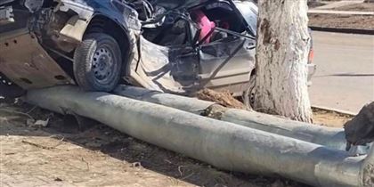 В Костанайской области водитель врезался в теплотрассу и погиб