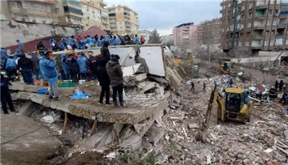 В Турции число жертв землетрясения превысило 50 тысяч человек