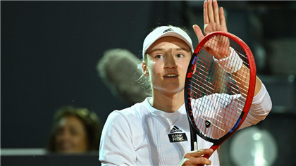 Елену Рыбакину на "Ролан Гарросе" назвали российской теннисисткой