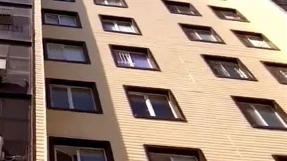 Мужчина выпрыгнул с девятого этажа в Кокшетау 