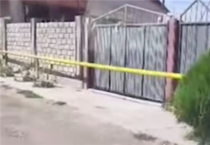 Газовую трубу в Алматинской области проложили, "оцепив" входы в частные дома