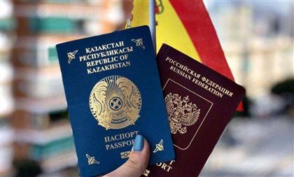 В ВКО за двойное гражданство из страны выдворили иностранца