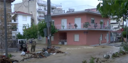 В Греции из-за сильных ливней эвакуировали более 3 тысячи человек