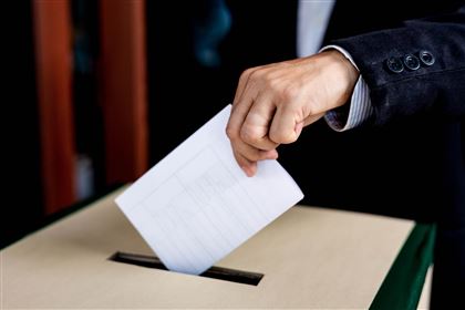 Начались выборы в маслихаты на места выбывших депутатов в 11 регионах Казахстана