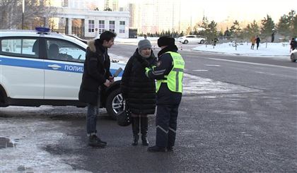 На усиленный вариант несения службы перешли полицейские в Казахстане