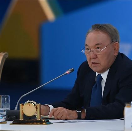 Назарбаев участвовал в седьмом заседании «Астана клуба» в столице