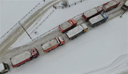 Минтранспорта обратилось к казахстанцам в связи с ситуацией на дорогах южных регионов страны