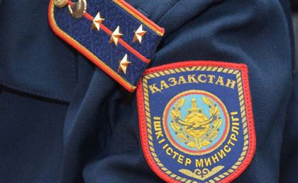 В Павлодарской области грузовик насмерть сбил мужчину, лежащего на проезжей части 
