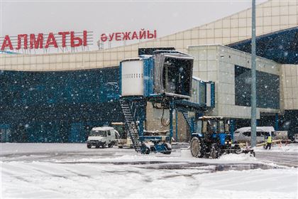 В Алматы в аэропорту из-за ухудшения погоды задерживаются рейсы