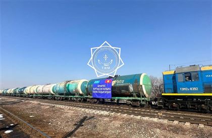 Казахстан передал тысячу тонн дизеля Кыргызстану