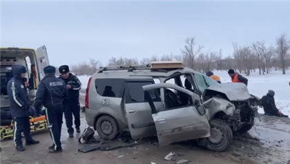 В Актюбинской области восемь человек пострадали в аварии