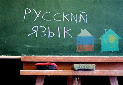 «Российских учителей намерены направить в школы Казахстана»: что это значит и к чему может привести ― обзор казпрессы 