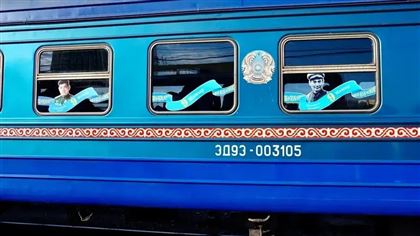 Поезд победы отправился из Астаны в Павлодар