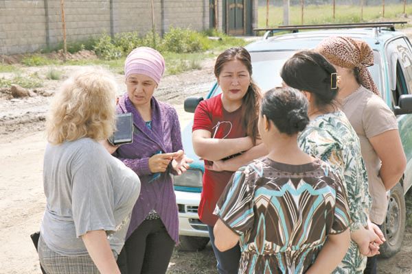 Жители села просят власти Карасайского района обратить внимание на их проблемы