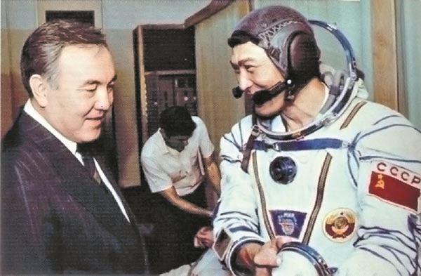 Токтар Аубакиров – первый космонавт-казах
