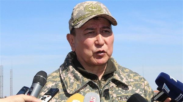 Главнокомандующий Сухопутными войсками генерал-лейтенант Талгат Койбаков